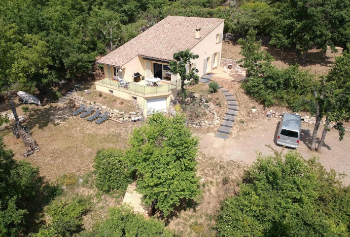 Vue aérienne de la maison