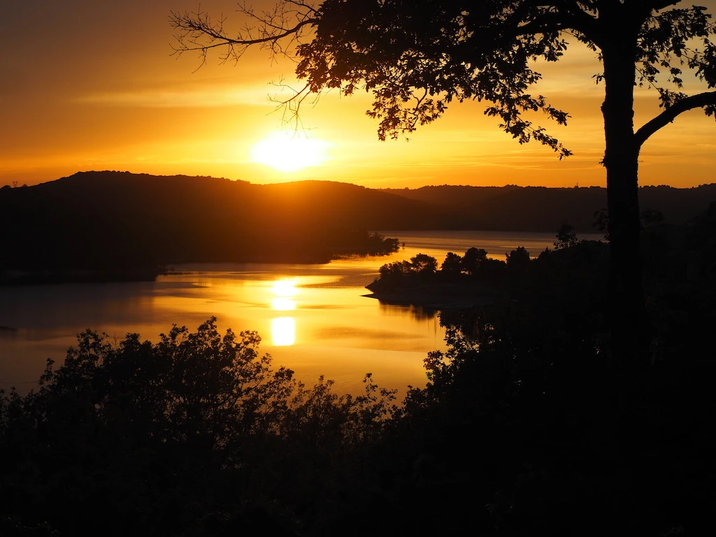 Coucher de soleil sur le lac
